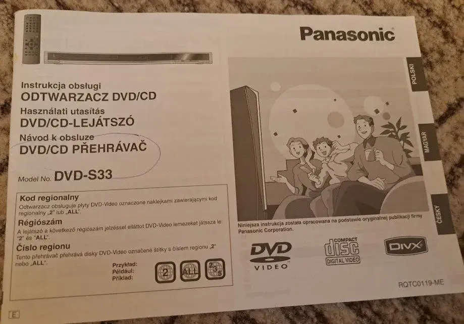 Přehrávač Panasonic DVD/CD S33