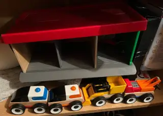 Garaz Ikea s auticky