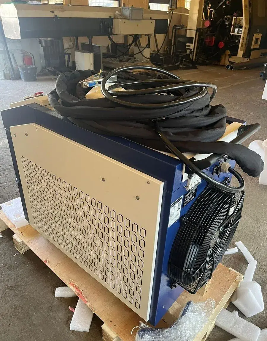 PRODEJ – LASEROVÁ SVÁŘEČKA 3000 W, 4v1