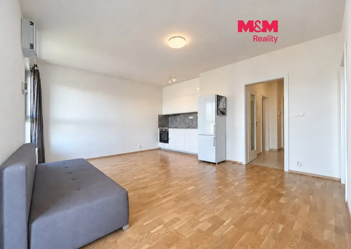 Pronájem bytu 2+kk, 51 m², Praha, ul. Zlochova