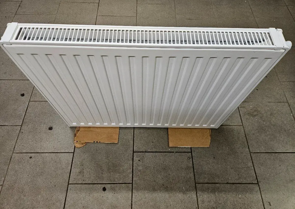 Deskový radiátor 80cm