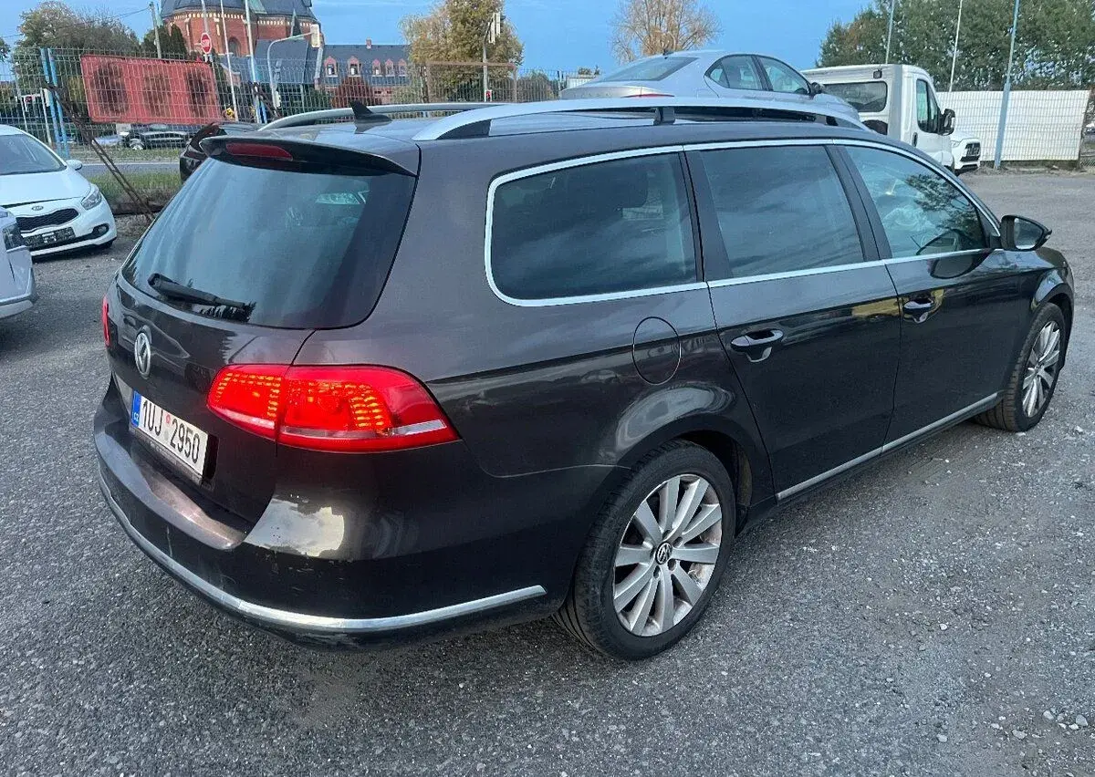 Volkswagen Passat – 2012, 255 000 km