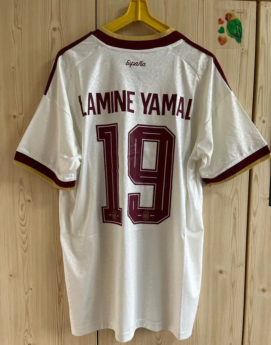 Dres Lamine Yamal 19