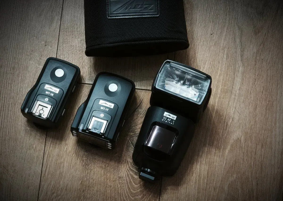 METZ 52 AF-1 blesk + METZ WT-1 KIT Wireless pro SONY