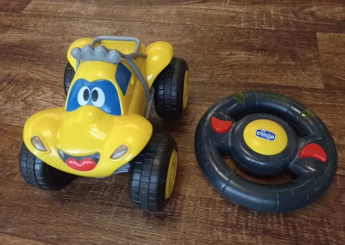 Chicco autíčko Billy na ovládání