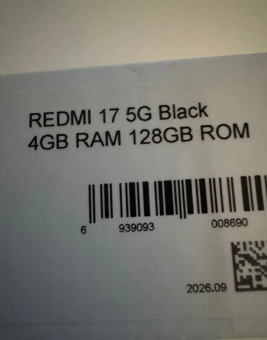 Prodá nový telefon
