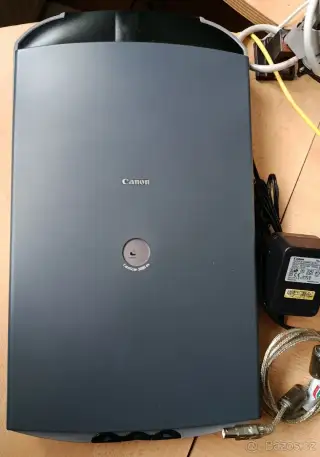 Canon CanoScan 3000ex – plně funkční skener