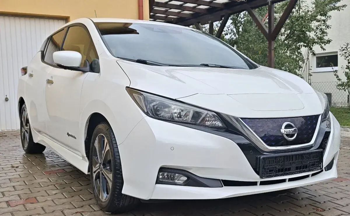 Nissan Leaf – 2019, 200 km