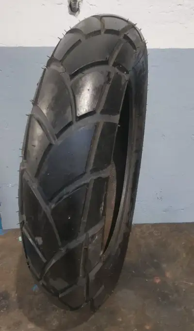 Pneu enduro 140/80-17 (starší DOT)