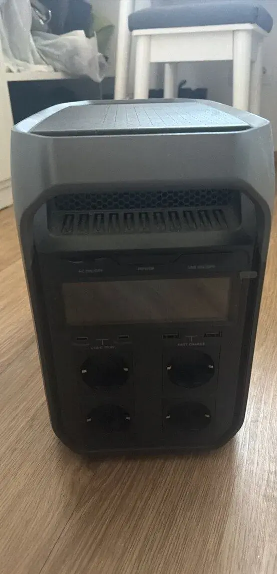 Ecoflow delta 3 plus 220w solární přenosný panel