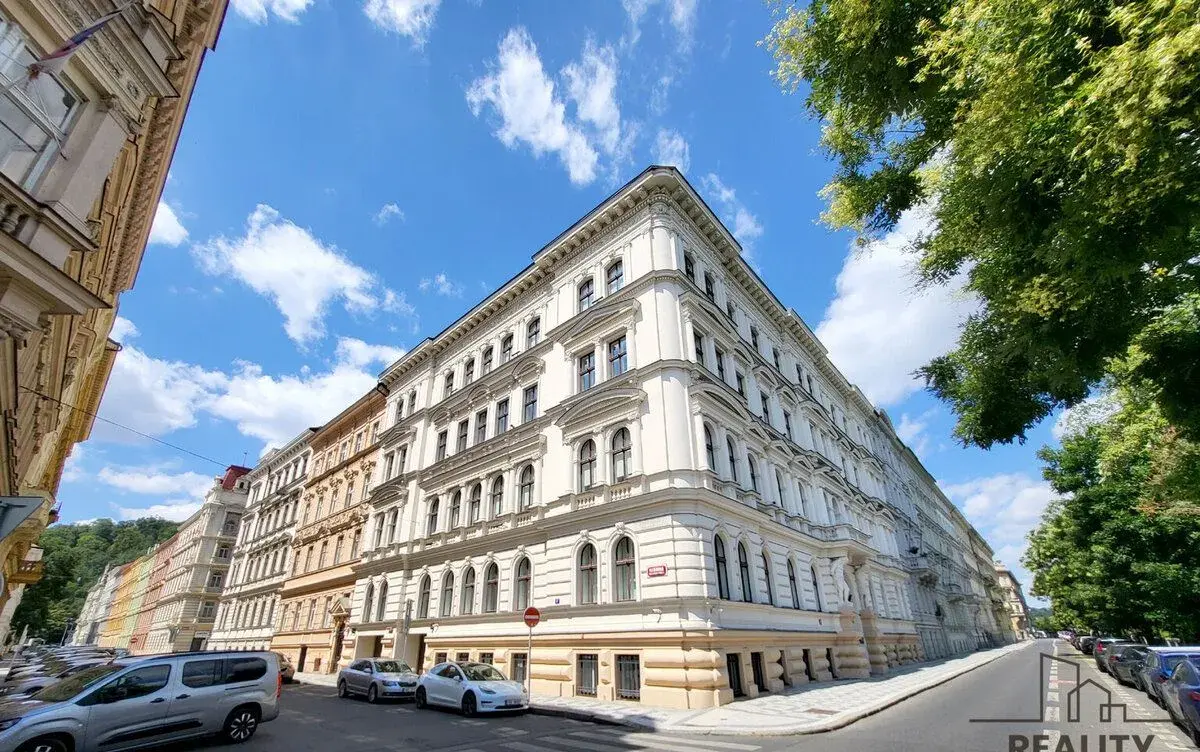 Prostor pro studio či centrum služeb | voda a odpady v každé