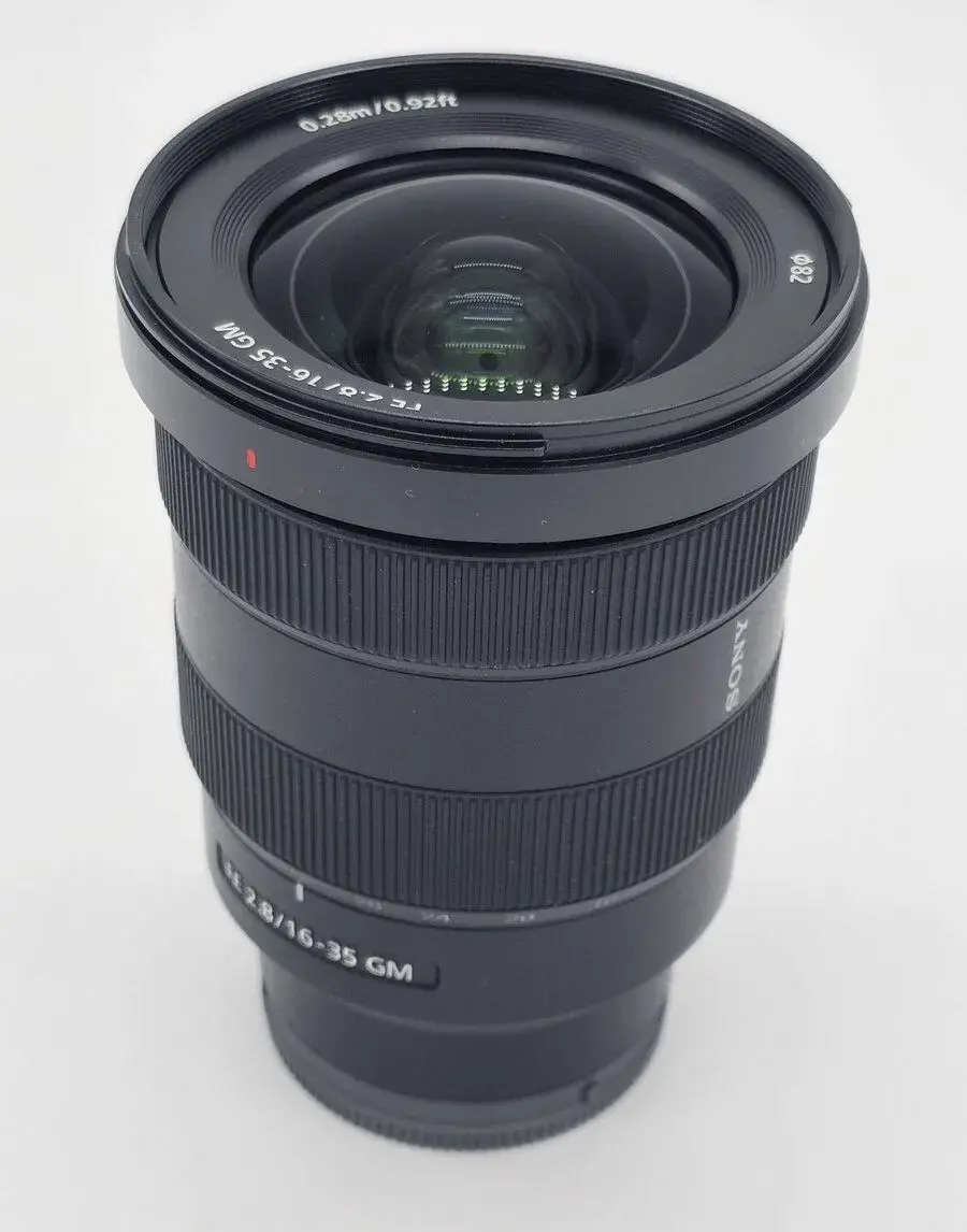 Sony FE 16-35mm F2.8 GM – širokoúhlý zoom