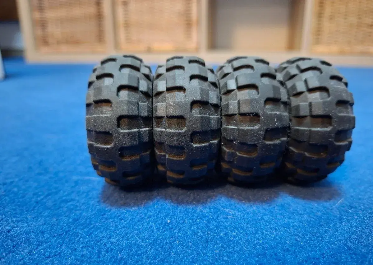 4 lego traktorové pneumatiky