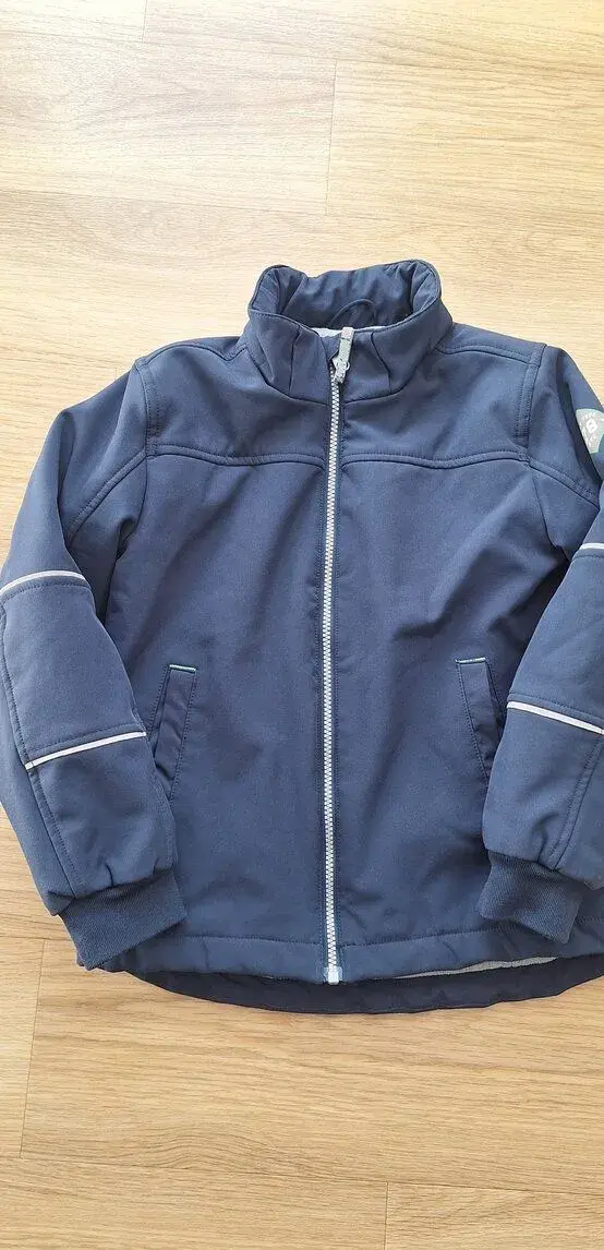Softshelová bunda H&M zateplená vel.128