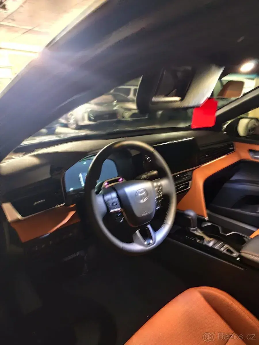 Toyota Camry – 20 260 km