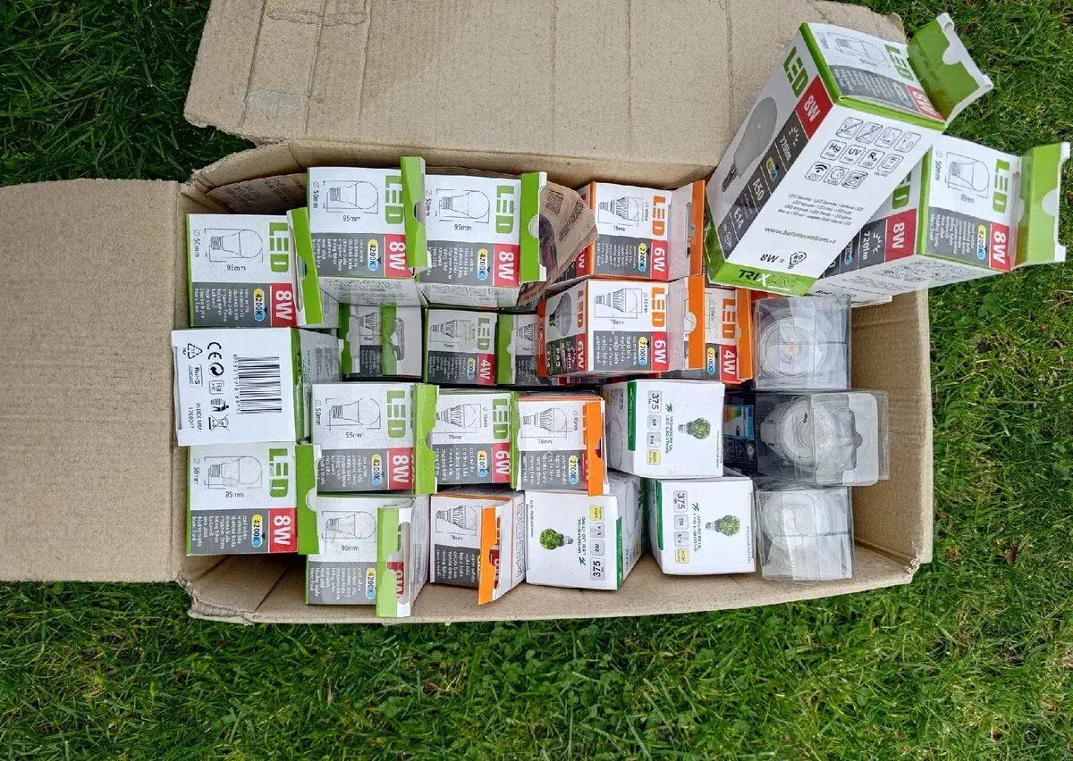 LED E14