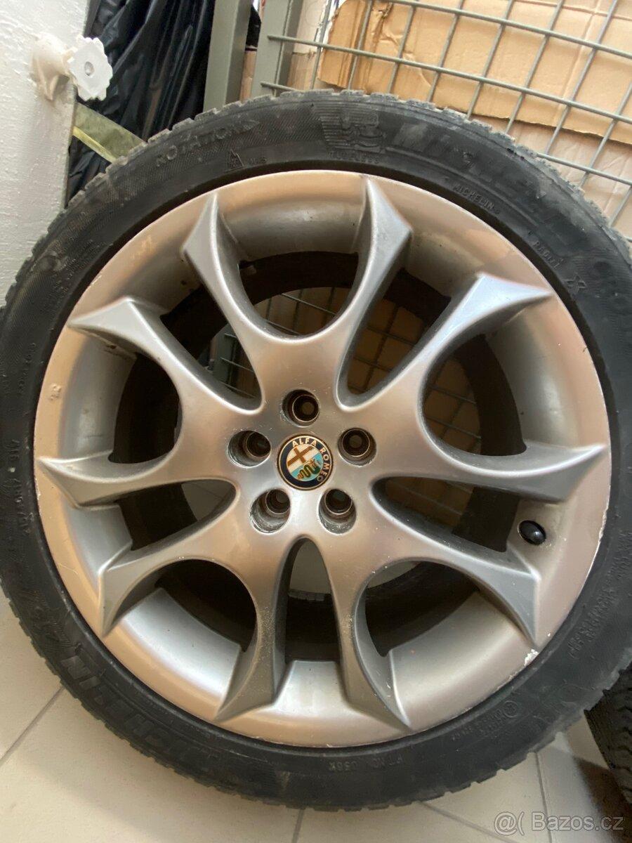 Alfa Romeo 147