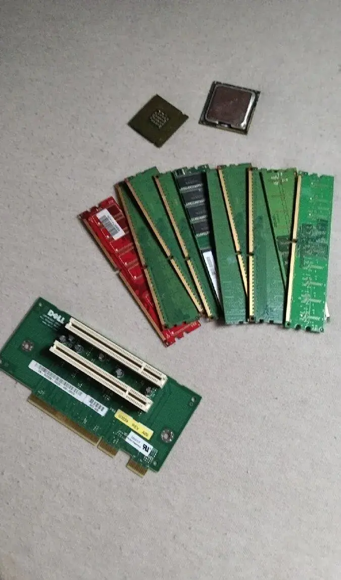 Ram DDR 2-3 (2-4 GB) a dva intel procesory