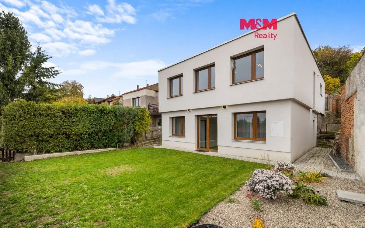 Pronájem rodinného domu, 115 m², Hradečno