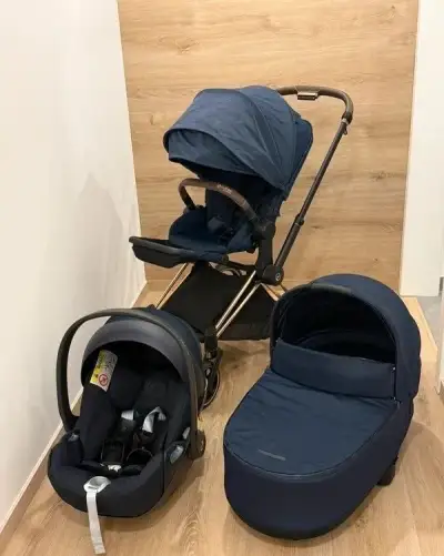 Komplet cybex priam+podvozek rosegold+autosečka