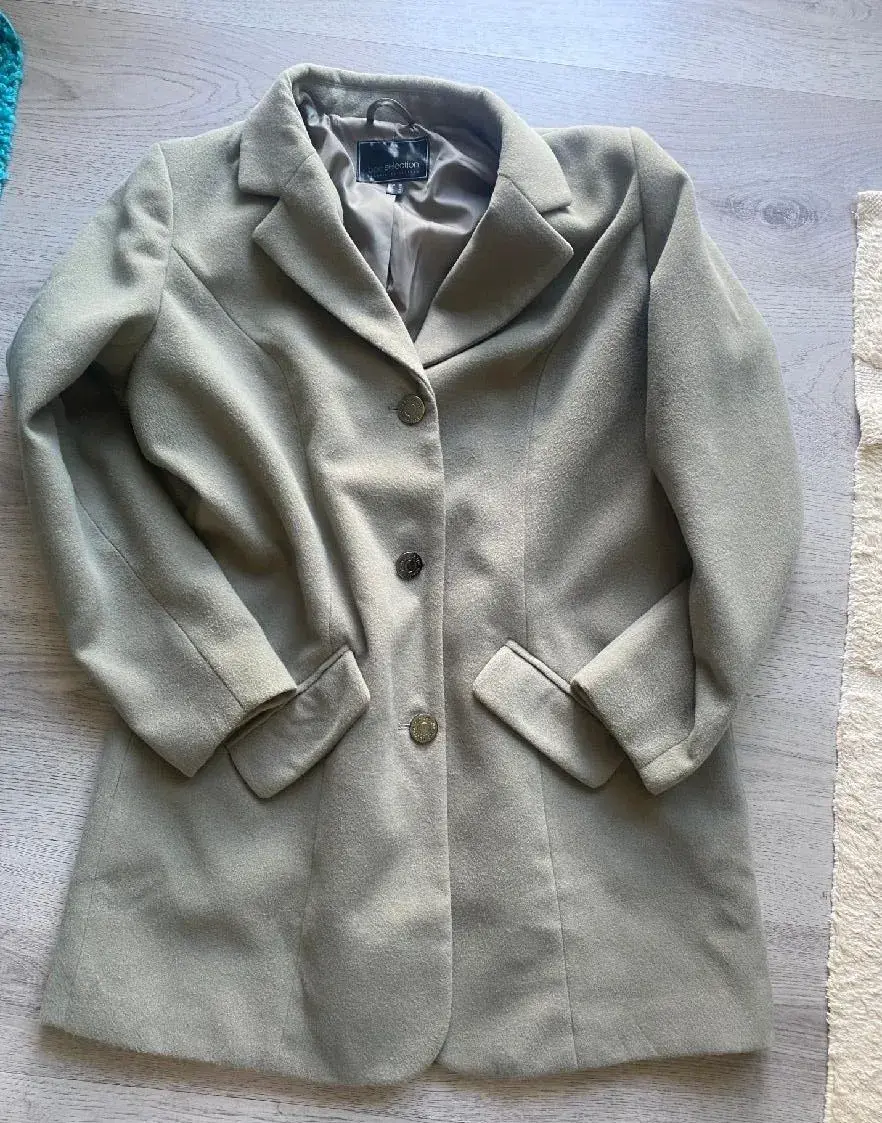Krásný zelenkavý kabát Bonprix velikost 44/XXL