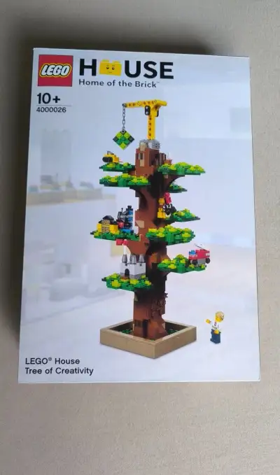LEGO Employee Exclusive 4000026 House - Tree of Creativity