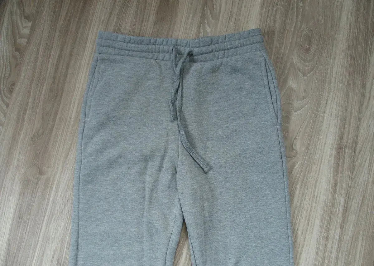 Pánské šedé silnější jogger tepláky Cropp vel. XS