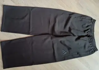 Adidas nové široké tepláky vel. M