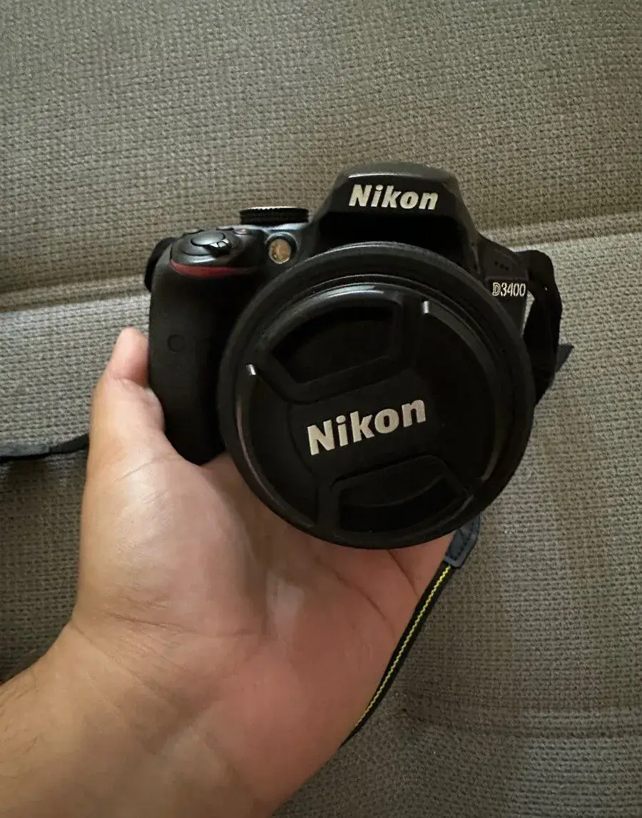Nikon d3400 + objektivy a sada