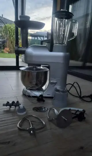 Kuchyňský robot Professor