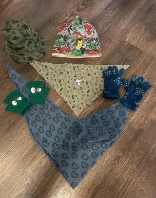 Set pro kluka - spiderman, dinosauři