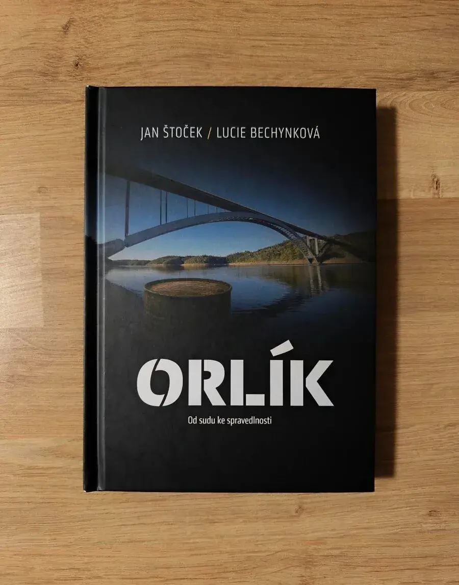 Orlík - J. Stoček / L. Bechynková, jako nová,