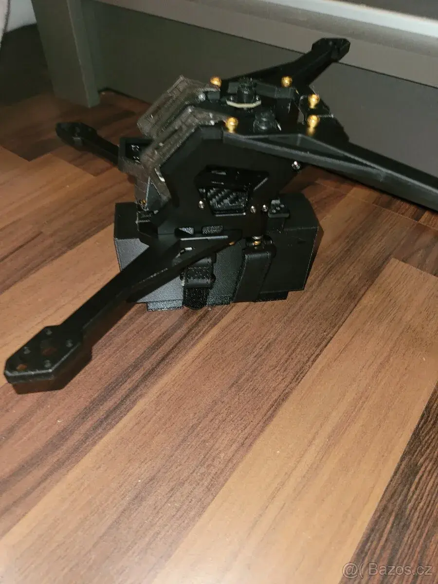 AstroRC Shuttle 5/6 – redukce baterie + podvozek