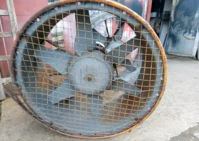 Motory do seníku.