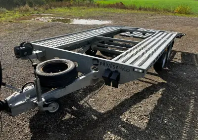 Přívěs, autopřepravník