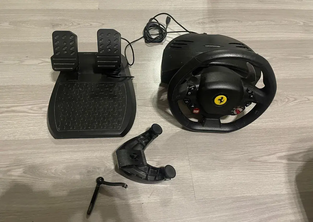 Volant PS4 Ferrari