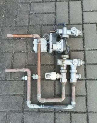 Oběhové čerpadlo, trojcestný ventil