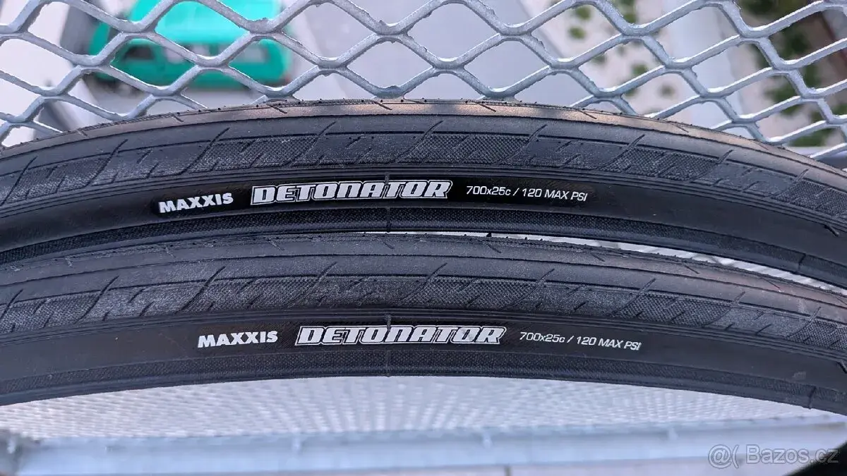Nové pláště MAXXIS Detonator 700x25c