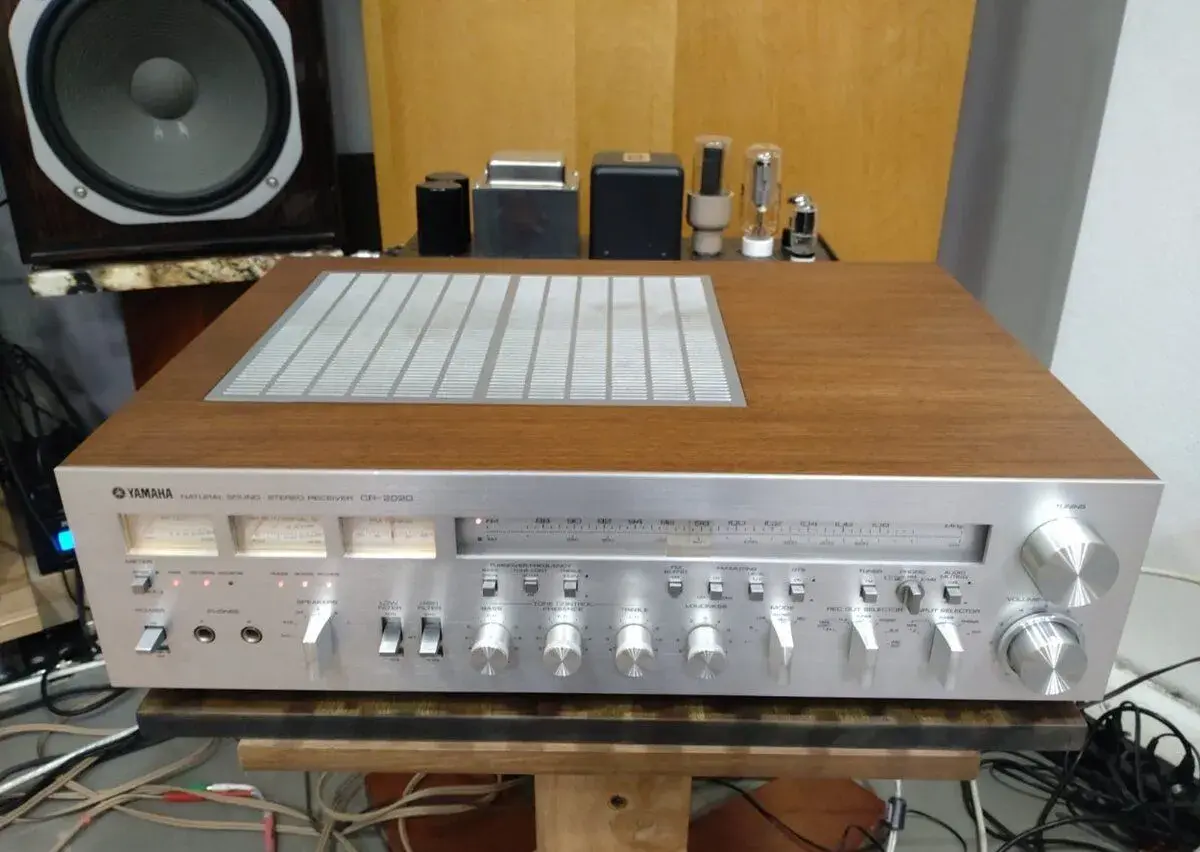 receiver Yamaha CR 2020