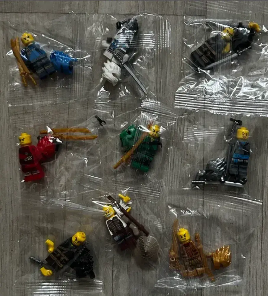 Nové LEGO Ninjago figurky – 9 ks.