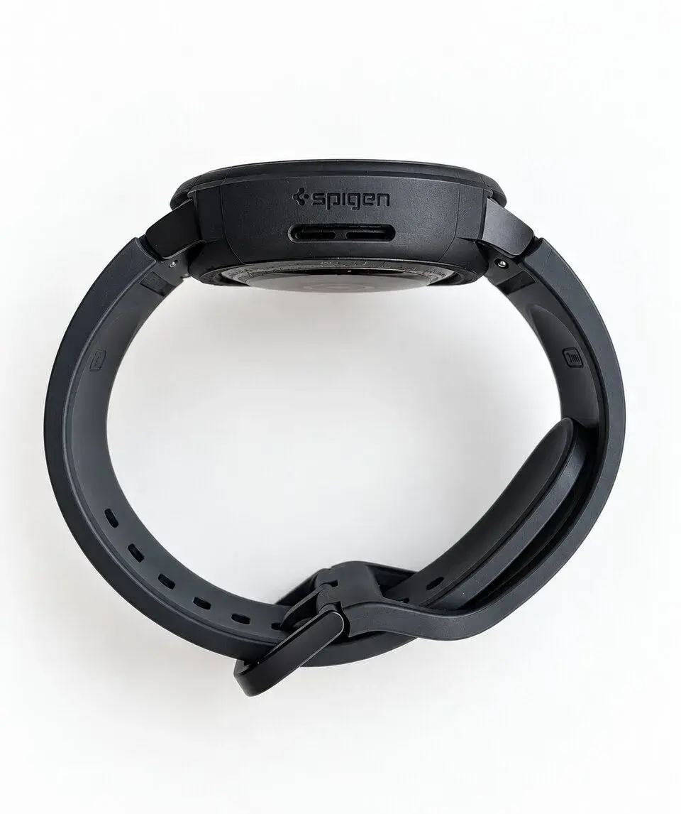 Samsung Galaxy Watch5 Pro 45 mm + Spigen Rugged Armor Pro +
