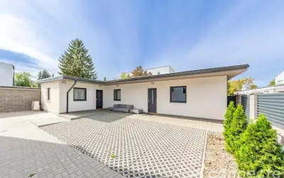 Prodej komerčních prostor, 2+1, 52,3 m2