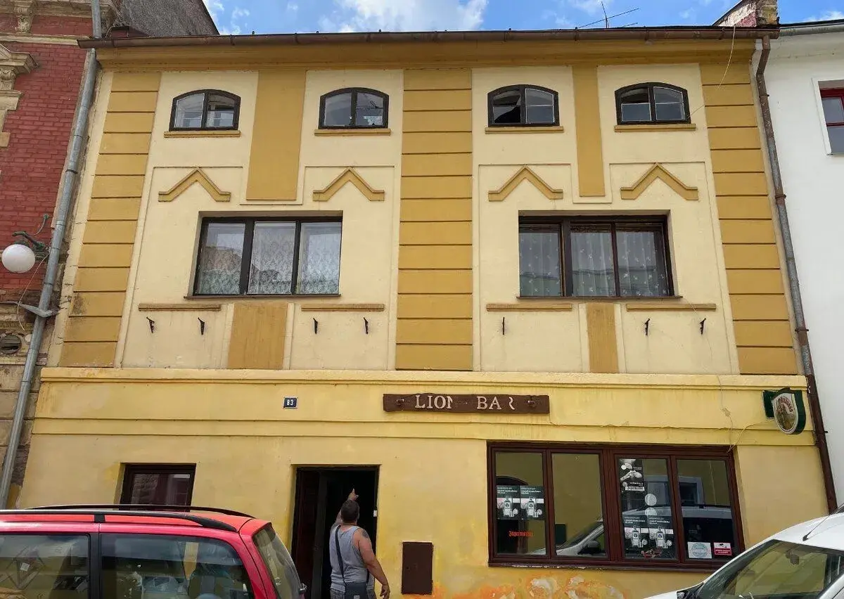 Pronájem restaurace v Hostinném