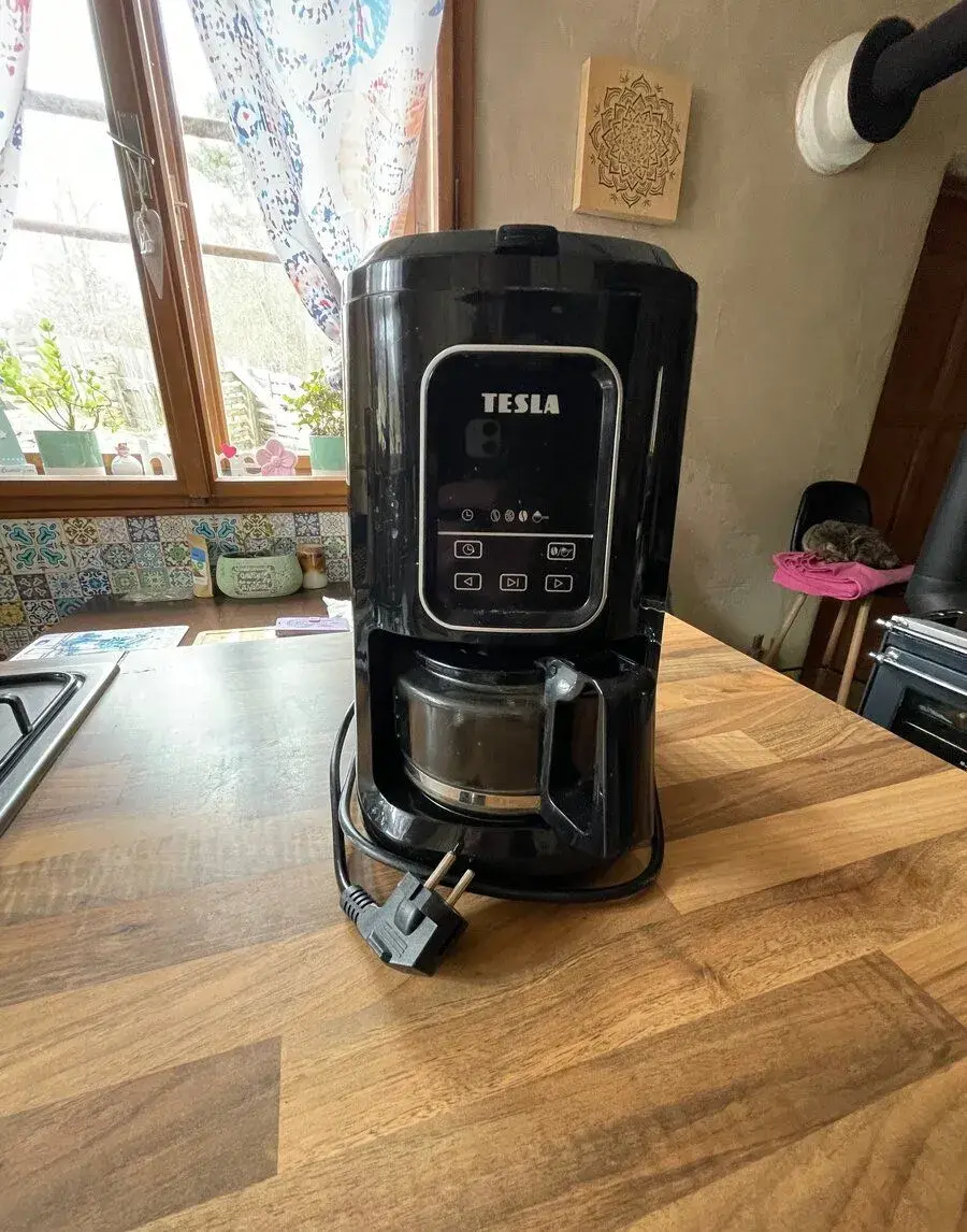 TESLA CoffeeMaster ES400 kavovar s mlynkem