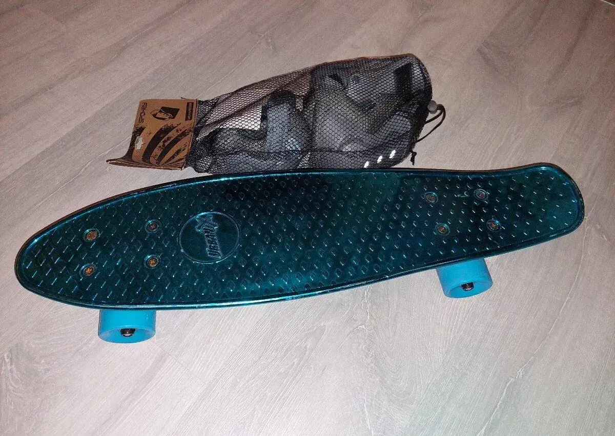 Skateboard + chrániče