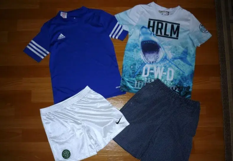 Set sportovní oblečení vel 134-140 Adidas, Umbro, H&M, Nike