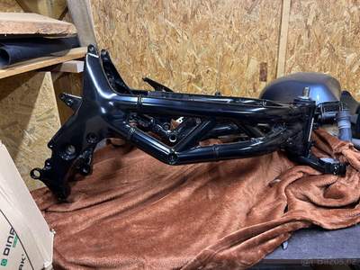 Suzuki SV 650s 2001 RÁM s doklady