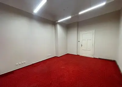 PRONAJMU KANCELÁŘE V CENTRU MĚSTA