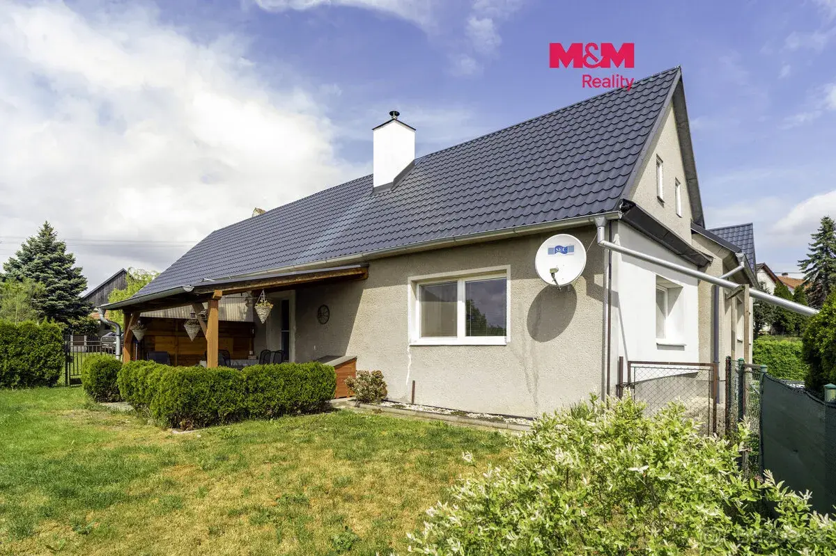 Prodej chalupy 3+1, 1065 m², Uhersko