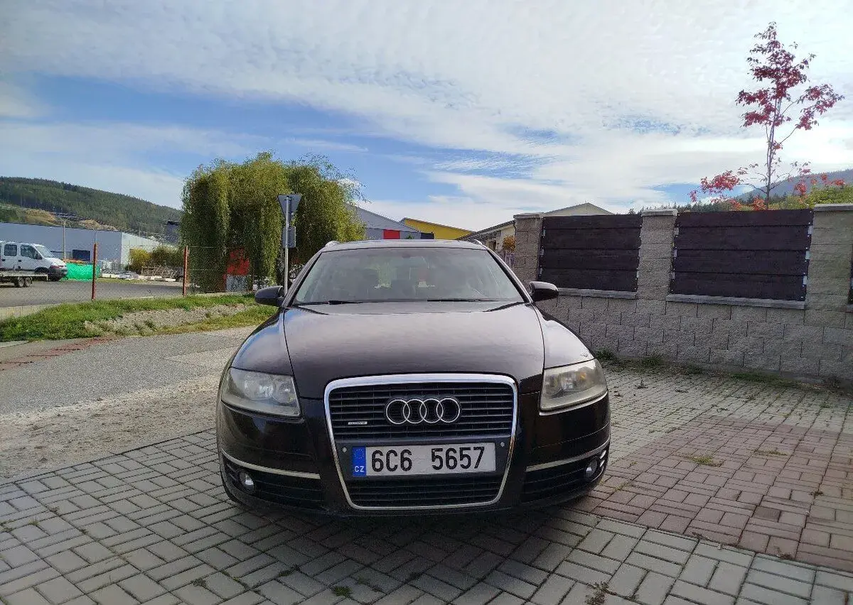 Audi A6 – 2005, 333 000 km